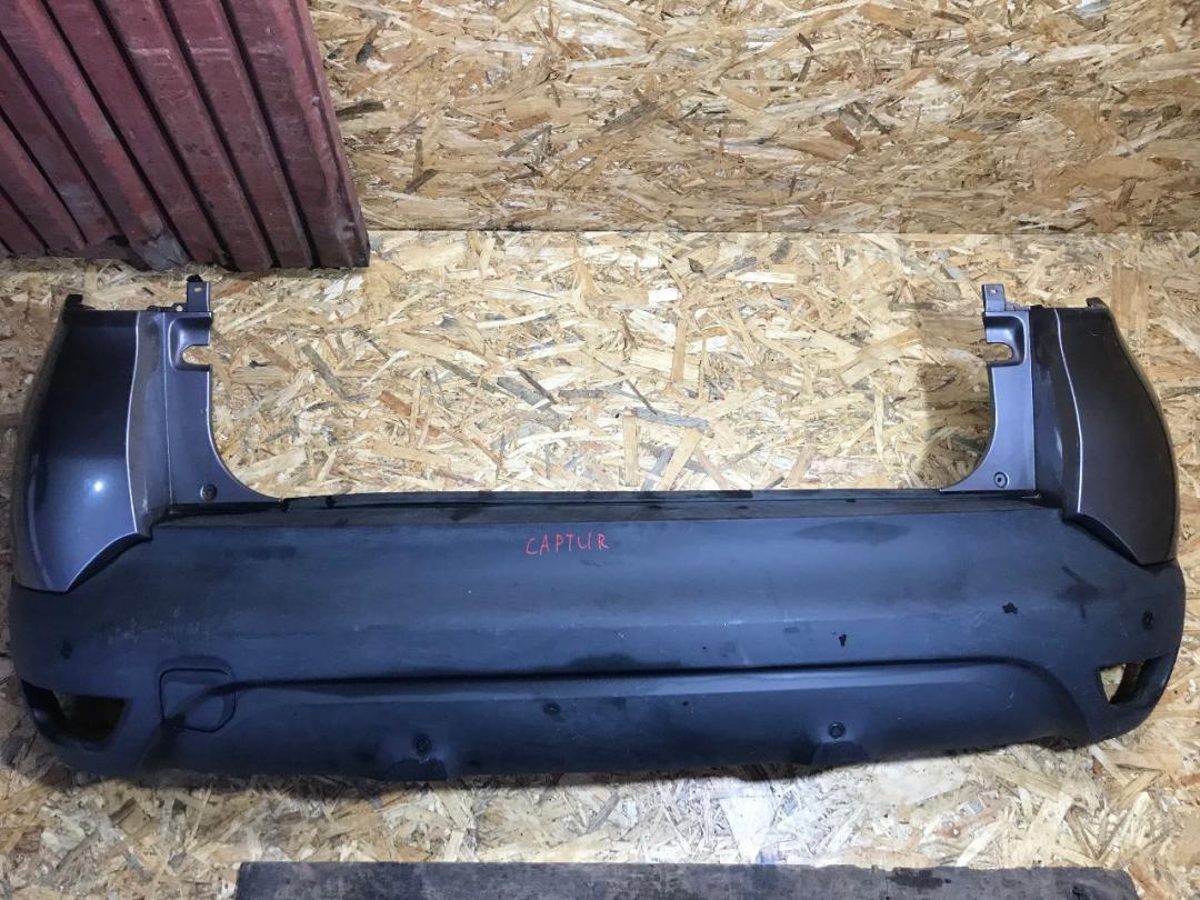 бампер задний Renault Captur 1 поколение 2017, 1.5 л., дизель, МКПП - фото №1