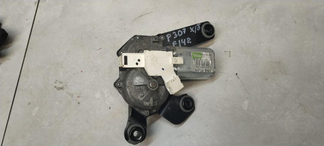 моторчик заднего стеклоочистителя (дворника) Peugeot 307 1 поколение 2003, 2.0 л., дизель, хетчбэк 5 дв. - фото №1