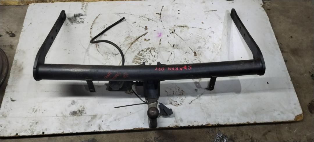 прицепное устройство (фаркоп) Volkswagen Sharan 1 restailing 2002 - фото №1