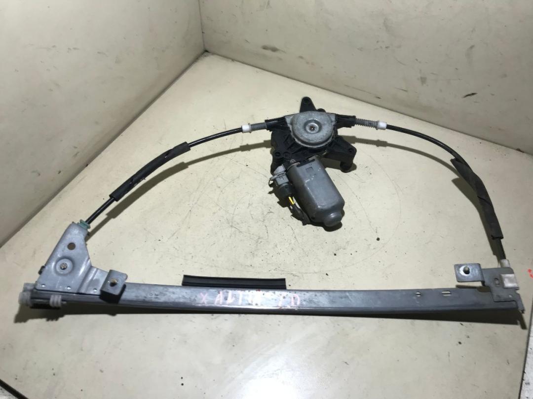 стеклоподъемник электрический передний левый Citroen Xantia 1 поколение 1996 - фото №1