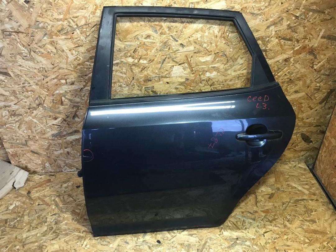 дверь задняя левая Kia Ceed 1 поколение 2007, 1.6 л., дизель, хетчбэк 5 дв. - фото №1