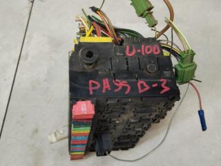 блок предохранителей Volkswagen Passat B3 1991, 1.6 л., дизель, МКПП, универсал