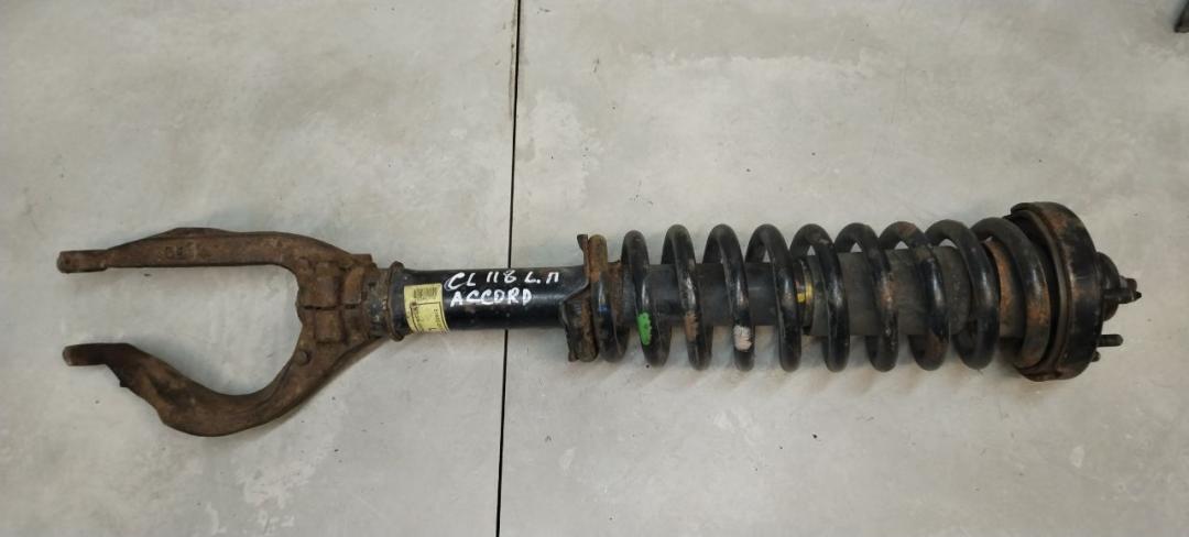 стойка передняя левая Honda Accord 6 поколение 1999, 1.8 л., бензин, МКПП, седан - фото №1