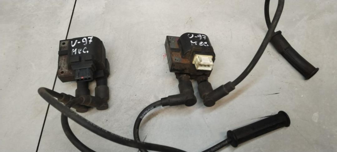 катушка зажигания Renault Megane 1 поколение 1997, 1.6 л., бензин, МКПП, хетчбэк 5 дв. - фото №1