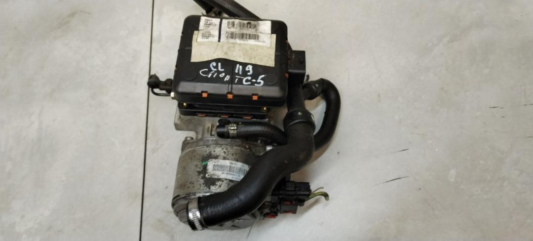 насос гидроподвески Citroen C5 1 поколение 2003, 2.0 л., бензин, МКПП, универсал - фото №1