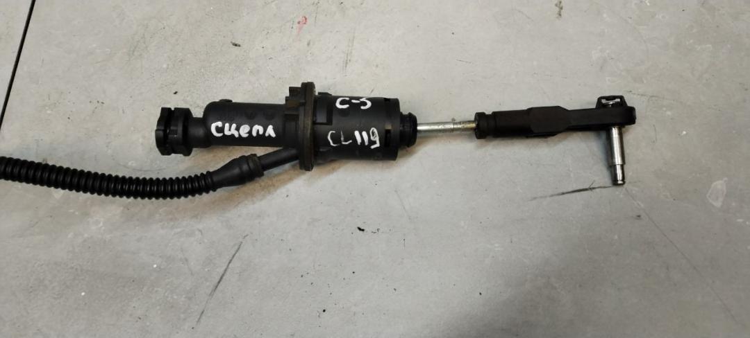 цилиндр сцепления главный Citroen C5 1 поколение 2003, 2.0 л., бензин, МКПП, универсал - фото №1