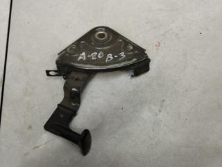 ручка открывания капота Audi 80 B3 1990