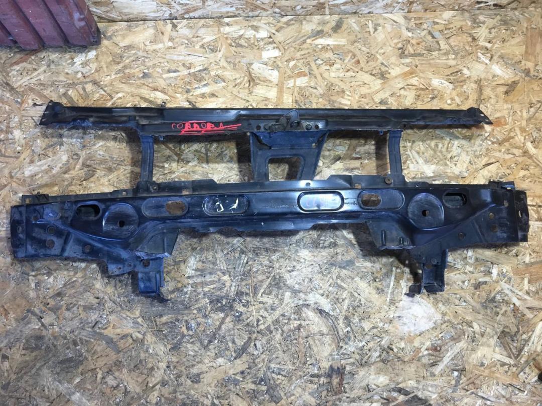 передняя панель крепления облицовки (телевизор) Volkswagen Caddy 2 поколение 1999, 1.9 л., D, дизель, МКПП, фургон - фото №1