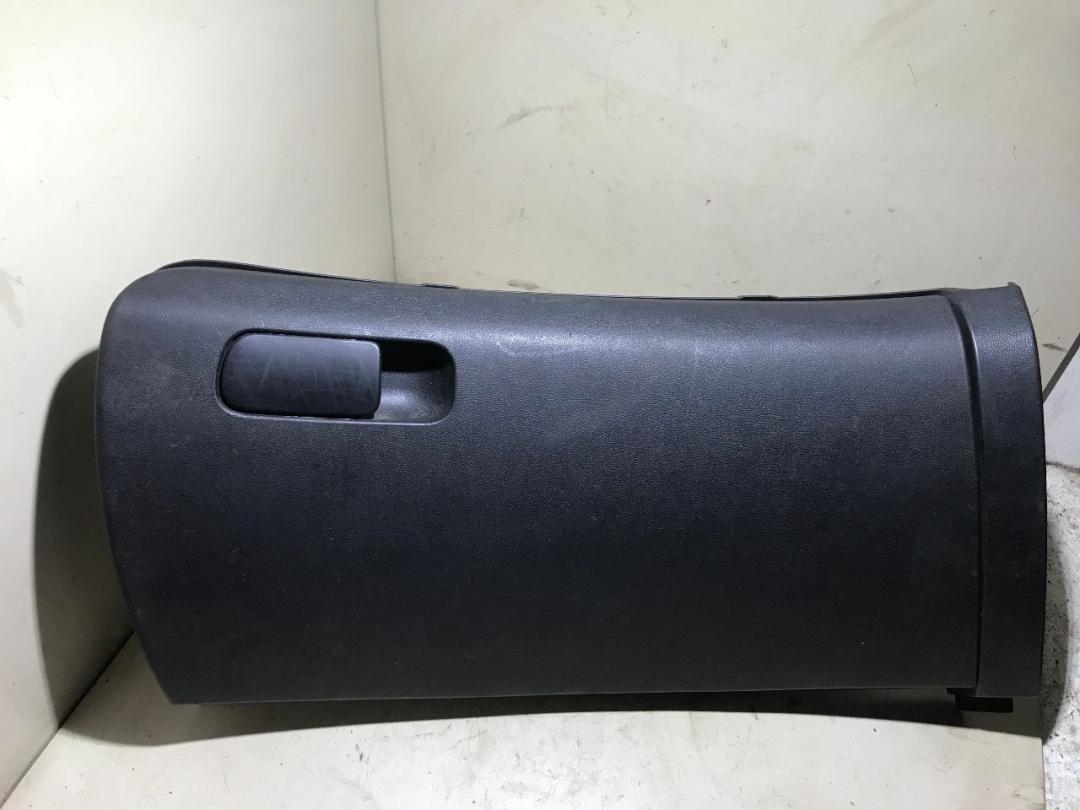 бардачок Kia Ceed 1 поколение 2007, 1.6 л., дизель, хетчбэк 5 дв. - фото №1