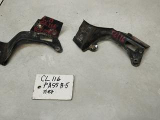 крепление ( кронштейн ) крыла Volkswagen Passat B5 1999, 1.6 л., бензин, МКПП, универсал