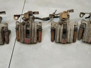 суппорт задний левый Volkswagen Passat B5 1999, 1.6 л., бензин, МКПП, универсал