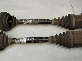 полуось передняя левая (приводной вал, ШРУС) Audi A6 4B/C5 [рестайлинг] 2002, 2.5 л., дизель, АКПП, универсал