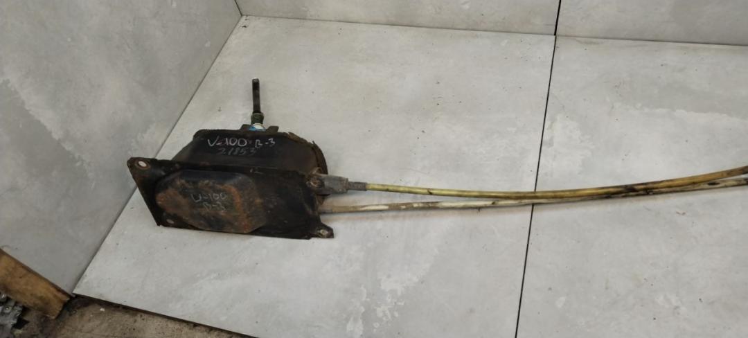 кулиса Volkswagen Passat B3 1991, 1.6 л., дизель, МКПП, универсал - фото №1