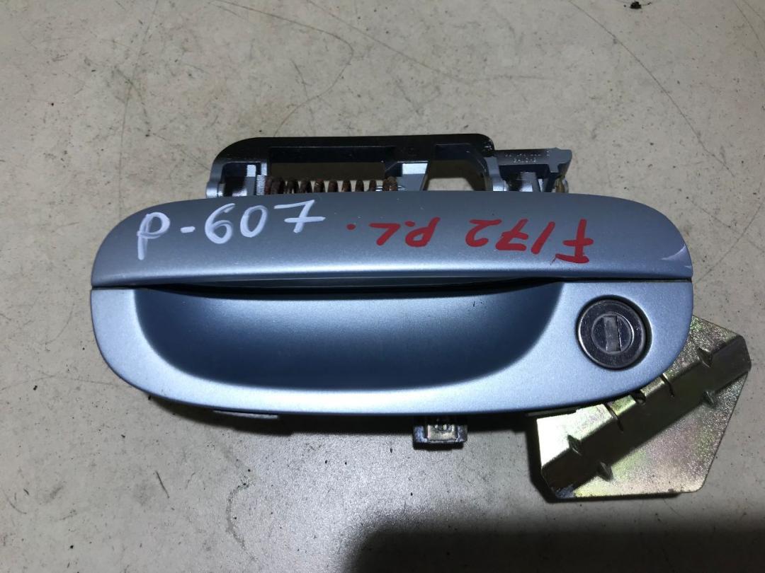 ручка наружная передняя левая Peugeot 607 1 поколение 2001, 2.2 л., дизель, МКПП, седан - фото №1