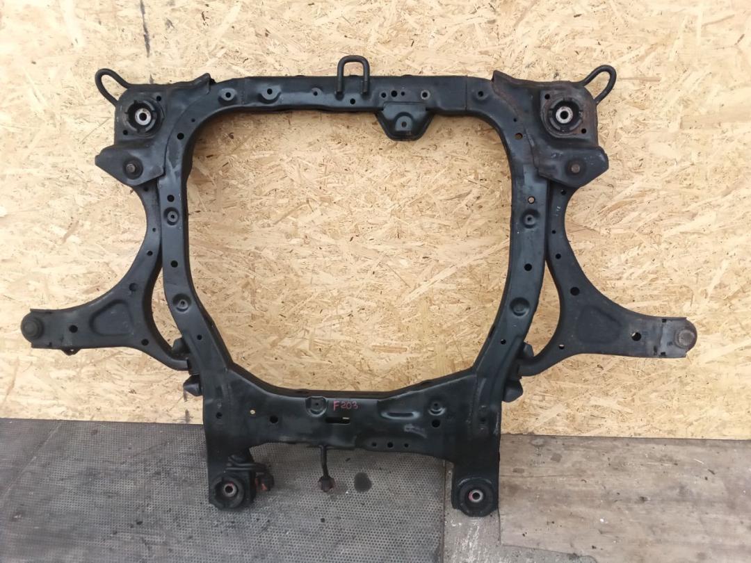 балка подвески передняя (подрамник) Hyundai Santa Fe 2 поколение (CM) 2006, 2.2 л., дизель, МКПП - фото №1