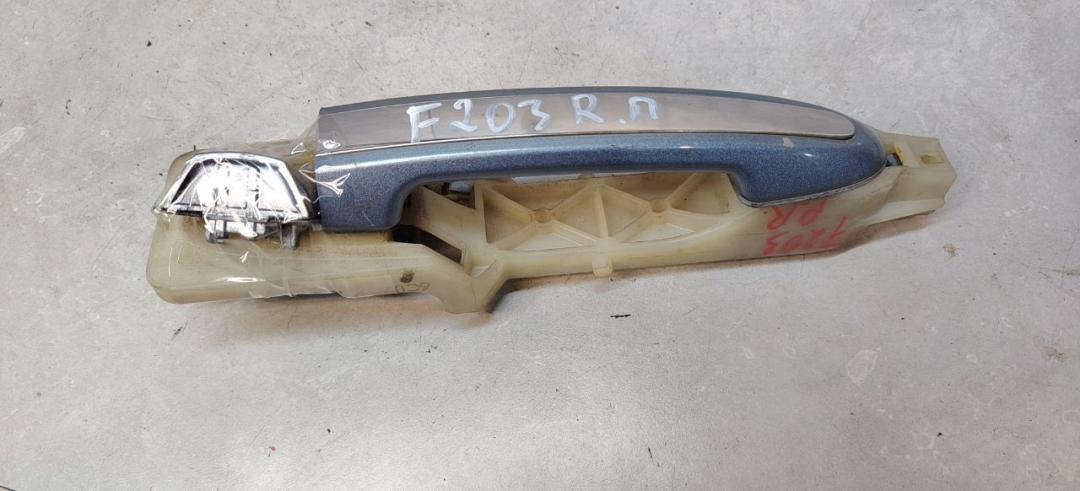 ручка наружная передняя правая Hyundai Santa Fe 2 поколение (CM) 2006, 2.2 л., дизель, МКПП - фото №1