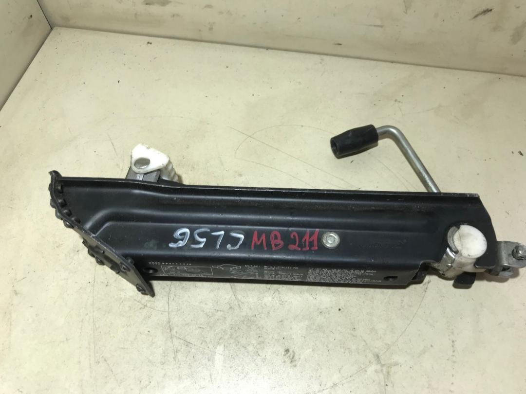 домкрат Mercedes-Benz E-Класс W211/S211 2004 - фото №1