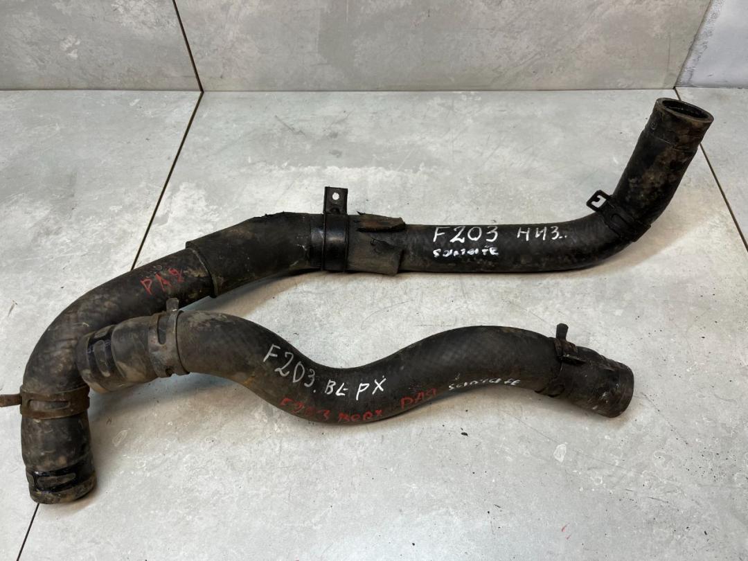 патрубок радиатора Hyundai Santa Fe 2 поколение (CM) 2006, 2.2 л., дизель, МКПП - фото №1