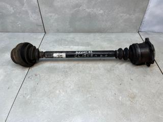 полуось передняя правая (приводной вал, ШРУС) Volkswagen Passat B5 1999, 1.9 л., дизель, универсал, 6D0407272BO