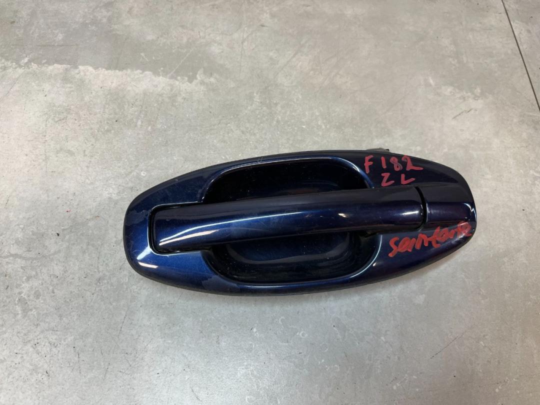 ручка наружная задняя левая Hyundai Santa Fe 1 поколение (SM) [рестайлинг] 2004, 2.0 л., дизель, АКПП