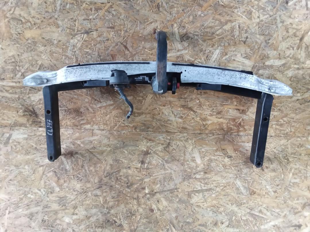 прицепное устройство (фаркоп) Audi A4 B6 2003, 2.0 л., бензин, МКПП, универсал