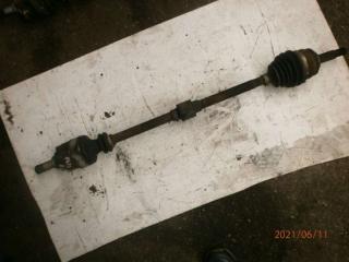 полуось передняя правая (приводной вал, ШРУС) Mitsubishi Carisma 1 поколение 1996, 1.8 л., бензин, АКПП