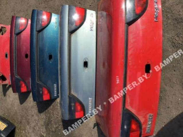 крышка багажника (дверь 3-5) Renault Megane 1 поколение 1998, седан - фото №1