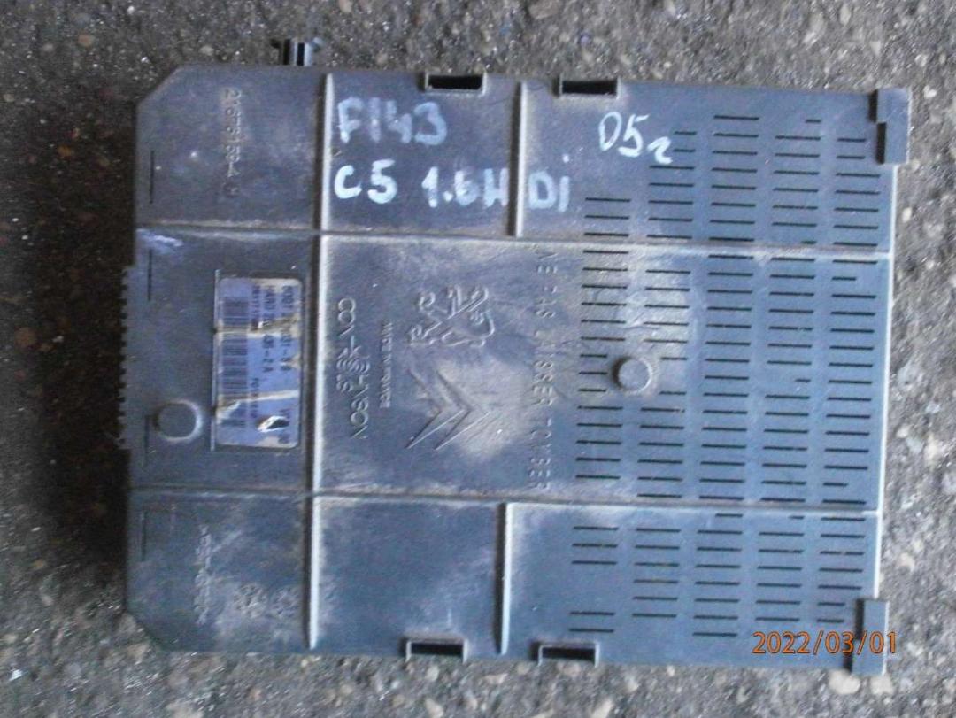 блок предохранителей Citroen C5 1 2005, 1.6 л., HDi, дизель - фото №1