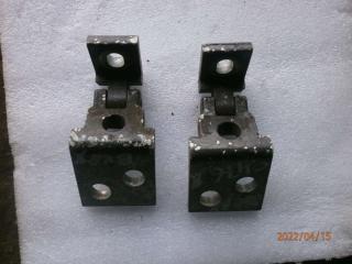 петля двери Volkswagen Golf 3 поколение 1994, 1.6 л., бензин, МКПП, хетчбэк 5 дв.