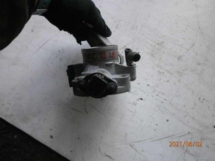 заслонка дроссельная Honda Accord 6 поколение 2000, 1.8 л., бензин - фото №1