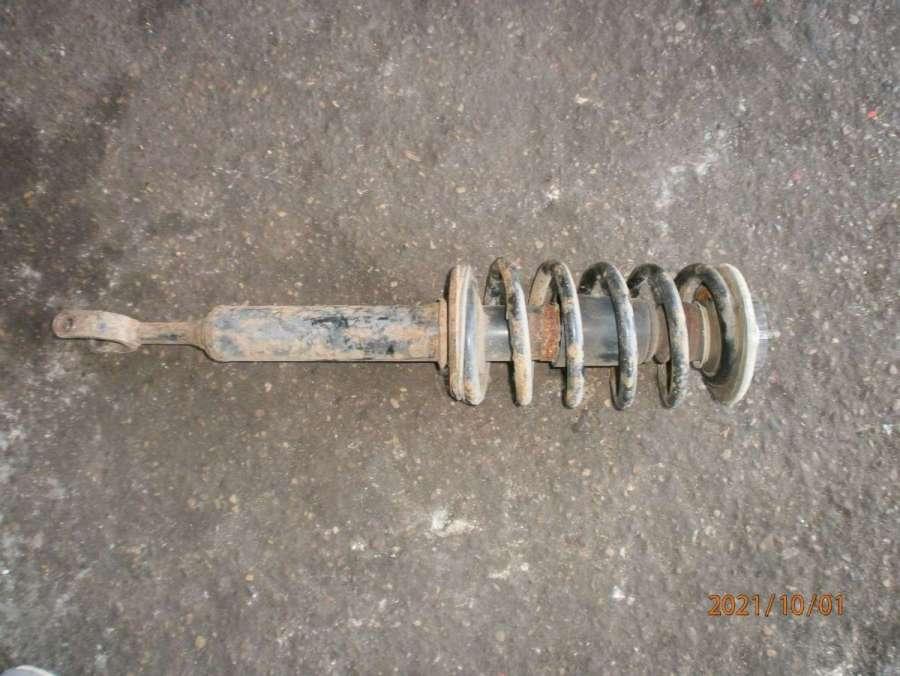 амортизатор передний Volkswagen Passat B5 1998, бензин - фото №1