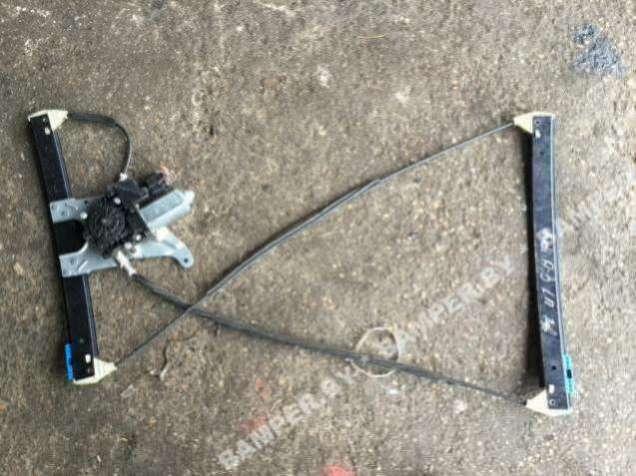 стеклоподъемник электрический передний правый Audi A3 8L 1999 - фото №1