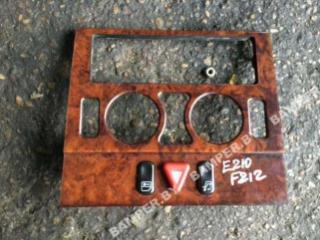 накладка декоративная Mercedes-Benz E-Класс W210/S210 [рестайлинг] 2000