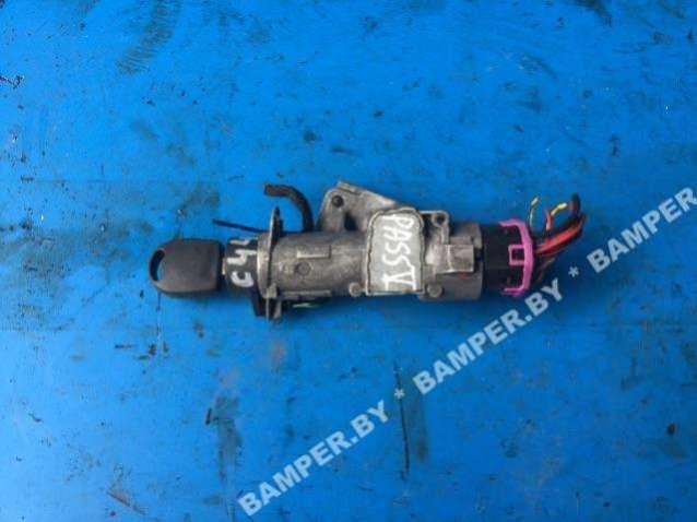 замок зажигания Volkswagen Passat B5 1998 - фото №1