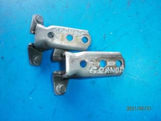 петля двери Mitsubishi Grandis 1 поколение 2006, 2.4 л., бензин, МКПП, минивэн