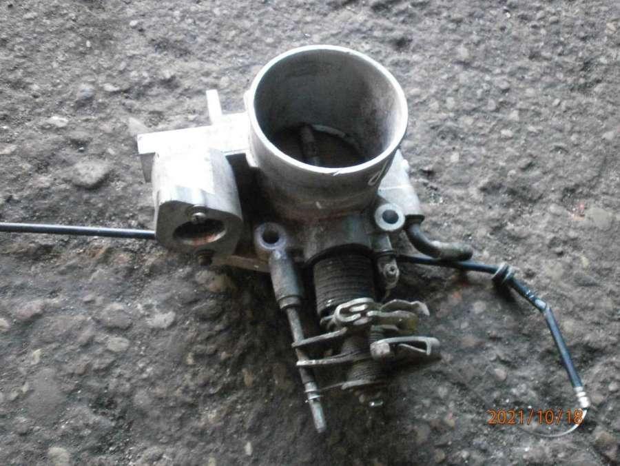 заслонка дроссельная Subaru Forester 2 поколение (SG) 2002, 2.0 л., i - фото №1