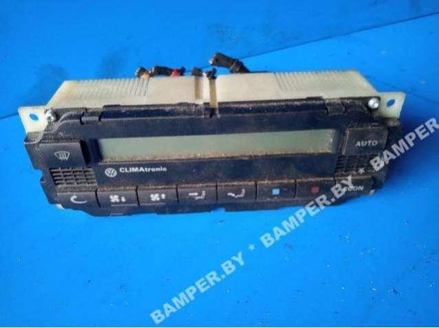 блок управления печки / климат-контроля Volkswagen Passat B5 1997 - фото №1