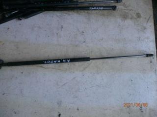 амортизатор капота Audi A4 B5 1998, 1.8 л., бензин, МКПП, универсал