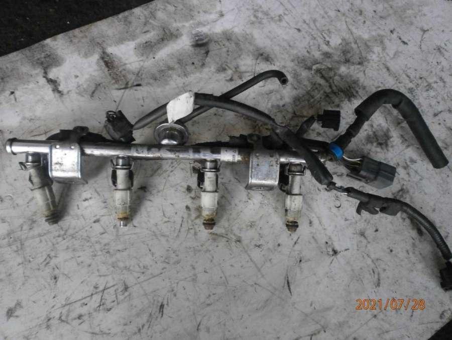 форсунка Mazda 6 GG 2003, 1.8 л., i, бензин, 1L5GBA - фото №1