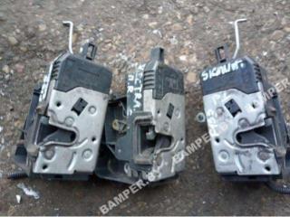 замок двери передней правой Opel Signum C [рестайлинг] 2005
