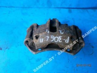 суппорт передний левый Peugeot 306 1 поколение [рестайлинг] 1999, 1.4 л., бензин