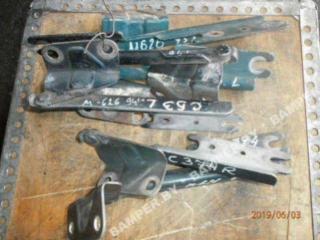 петля капота Mazda 626 GE 1995