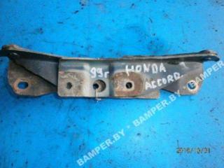 петля капота Honda Accord 6 поколение 2000