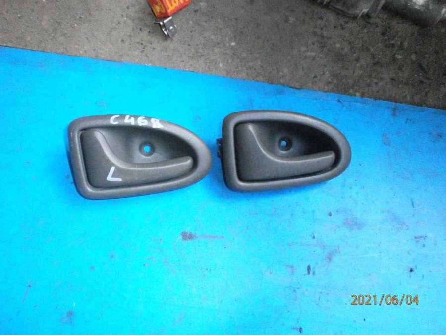 ручка внутренняя передняя левая Renault Scenic 1 поколение 1998, 1.6 л., бензин, МКПП, минивэн - фото №1