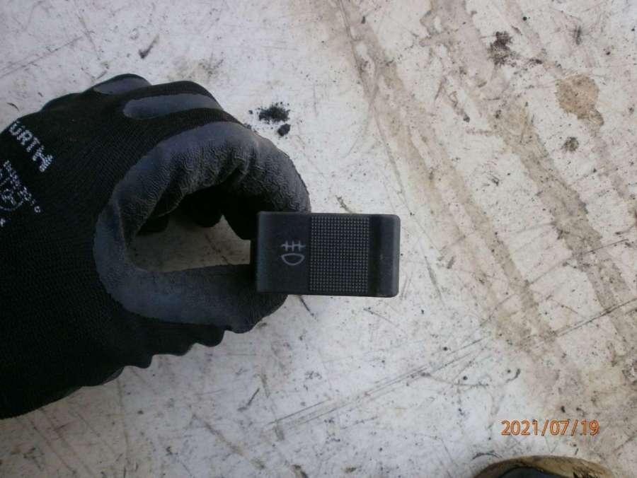 кнопка противотуманных фар Audi A6 4A/C4 1996, 2.6 л., i, бензин, МКПП, седан, 4A0941563C - фото №1