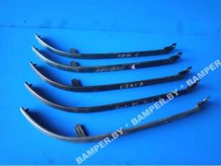 ресничка (ус) правой фары Audi 80 B4 1993