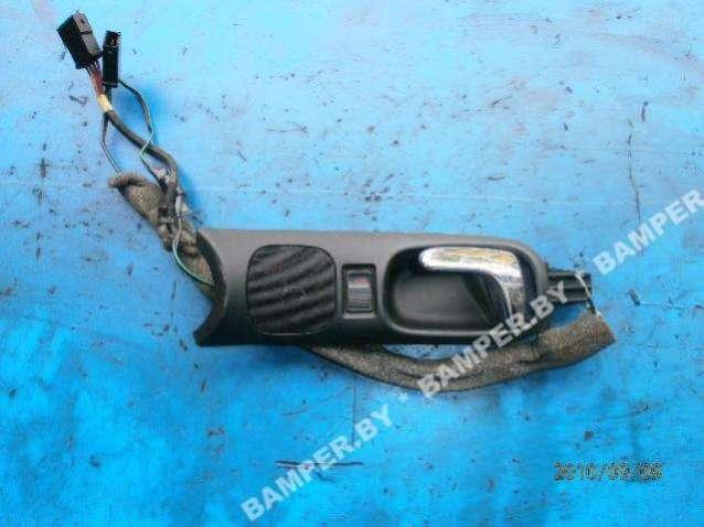 ручка внутренняя передняя левая Audi A4 B5 1997 - фото №1