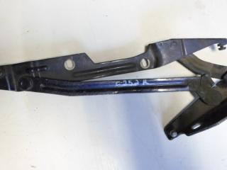 петля крышки багажника Audi 100 C4 1994