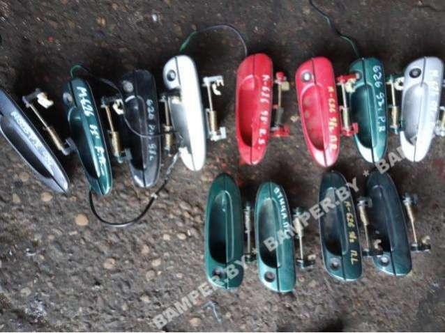 ручка наружная передняя правая Mazda 626 GF 1998 - фото №1