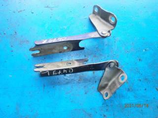 петля капота правая Mazda 323 BA [рестайлинг] 1996, 1.5 л., бензин, МКПП